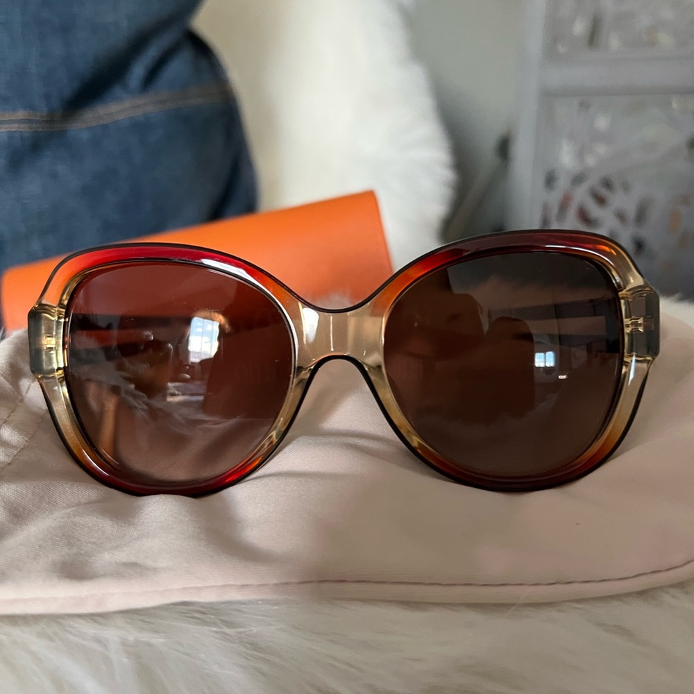 Tory Burch Gradient Red and Tan Sunglasses